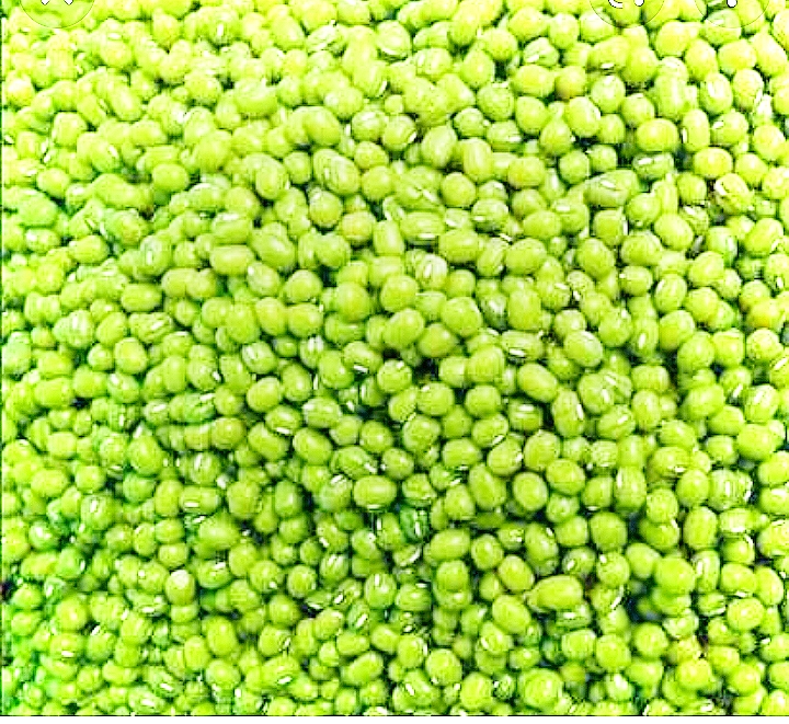 MOONG DAL SABUT 1KG