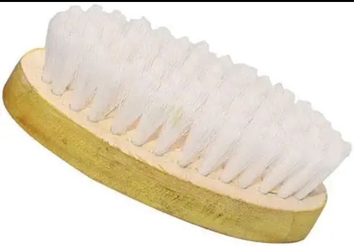 CLOTH WOODEN BRUSH